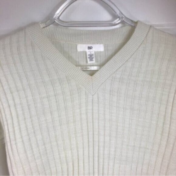 NWT BP Ivory Cropped Sweater Small - Picture 5 of 8